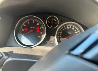 Автомобиль легковой, марка: Opel, модель: Astra, VIN: XUF0AHL698B000068, год изготовления: 2008