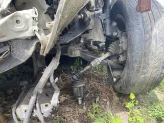 Toyota Voxy 2011 года, цвет белый, VIN ZRR70-0431981. Проверить техническое состояние не представляется возможным. ПТС, СТС, ключи отсутствуют.