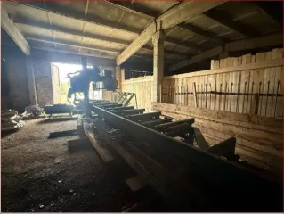 Пилорама Wood-Mizer LT300S 2007 года выпуска. Модель: 112007 106 BI.02. Производитель: Wood-Mizer. Страна изготовления: Польша.