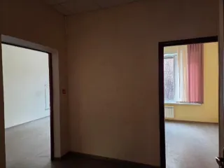 Нежилое помещение площадью 196.1 кв. м по адресу: г. Москва, ул. Дубнинская, д. 15, корп. 2, этаж 1. Назначение: свободное. Кадастровый номер: 77:09:0002029:11650.