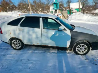 ВАЗ 21723, 2010, легковой автомобиль, белый, VIN: XTA217230A0123176, ПТС: 50 РР 675261, мощность двигателя 98 л.с. (72 кВт), рабочий объем 1596 куб. см, шасси (рама) отсутствует, кузов № XTA217230A0123176, вид собственности: индивидуальная.