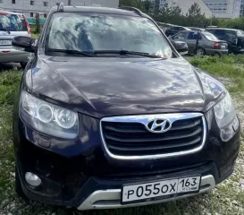 Автомобиль марки HYUNDAI модель  Santa Fe 2011 г.в. VIN номер  KMHSH81BDCU831273