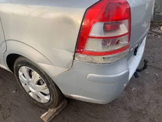 OPEL Zafira 2008, 125 лс, 100000 км. Автомобиль легковой, марка: OPEL, модель: ZAFIRA, VIN: W0L0AHM7582233570, гос. рег. номер: Х292УВ790, год изготовления: 2008 (транспортное средство имеет повреждения).