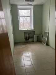 Нежилое помещение площадью 153,1 кв.м, кадастровый номер 76:01:010101:3383, адрес: Ярославская область, р-н Большесельский, с. Большое Село, ул. Челюскинцев, д 1а. Кадастровый номер здания: 76:01:010101:354.