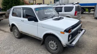 Автомобиль марки ВАЗ модель 212140 2012 г.в. VIN-номер XTA212140C2094585