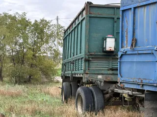 KAMAZ 5320, 1984, грузовой автомобиль, марка: КАМАЗ, модель: 5320, год изготовления: 1984, цвет: серый, VIN: отсутствует; особенности тех. состояния: следы коррозии по кузову.