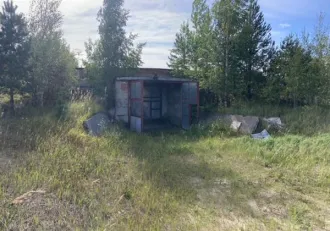Нежилое помещение №1001 в здании Склад-гараж, общей площадью 950 кв. м, с кадастровым номером 86:04:0000018:2444, расположенное по адресу: Ханты-Мансийский автономный округ – Югра, пгт. Излучинск, ул. Савкинская, стр. 34, пом. 1001 Нежилое помещение №1001 в здании Склад-гараж, общей площадью 950…