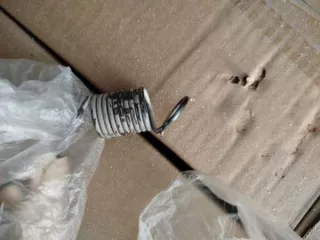 Движимое военное имущество (кроме вооружения и боеприпасов):а) Вещевое имущество.Перечень имущества, подлежащего реализации указан в Приложении №1. Перечень имущества указан в прикрепленном файле "Приложение 1 вч 3796" 
