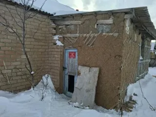 Здание ФАП, 48,8 кв.м и земельный участок 121 кв.м, Оренбургская область, Илекский район, с. Степное Здание. Наименование: здание фельдшерско-акушерского пункта, площадью 48,8 кв.м., местонахождение объекта: Оренбургская область, Илекский район, с. Степное, ул. Советская, дом № 5/1, кадастровый…
