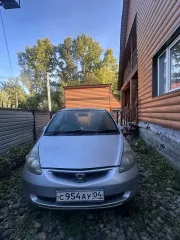 Honda Fit 2002 автомобиль марки Honda модель Fit 2002 г.в. номер кузова GD21013708 автомобиль находится по адресу: Республика Алтай, г. Горно-Алтайск, пер. Горный, дом 3. Ознакомление возможно в рабочие дни с 10 до 12 часов по предварительному согласованию с организатором торгов по телефону…