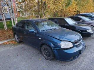 Chevrolet Lacetti, 2008, 94 лс, 240 000 км. Обременения и судебные споры отсутствуют.