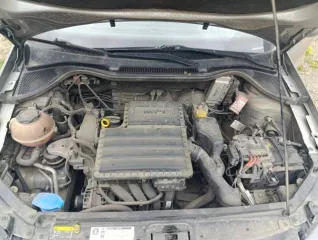 Фольксваген Поло (Volkswagen Polo) 2019 года, VIN: XW8ZZZ61ZLG029382, мощность двигателя 110 л.с., объем 1598 см³. Тип двигателя