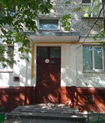 Квартира, 41,2 кв.м, 2 комн., Московская обл., адрес: Россия, Московская область, Химки, ул. Маяковского, д.25, кв.31, кадастровый № 50:10:0050106:1716. Здание кирпич, 1959 г., этаж 3 из 5, комнат 2, площадь общая 41,2 кв.м. Является предметом залога по требованиям ПАО Сбербанк.