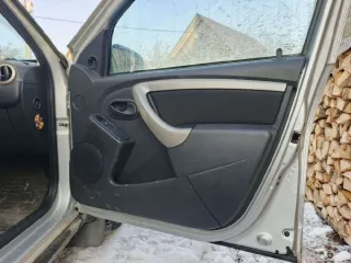 Renault Duster 2014 Автомобиль марки: RENAULT DUSTER, VIN: X7LHSRDJN51430945, 2014 г.в. (состояние хорошее: видимых повреждений нет.)