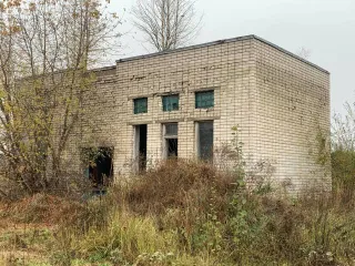Здания (Насосные станции) в Нижегородской обл., площадь 263,3 и 134,1 кв.м. Здание (Насосная воздуховодная станция): назначение - нежилое, кадастровый №52:22:0800010:244, адрес: Нижегородская обл., Володарский муниципальный район, городское поселение рабочий поселок Ильиногорск, р.п. Ильиногороск…