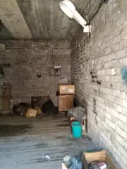 Здание отделения вневедомственной охраны площадью 32,4 кв.м с гаражом площадью 37,0 кв.м и земельным участком площадью 283,0 кв.м, расположенные по адресу: Архангельская область, Шенкурский район, г.Шенкурск, ул. Октябрьская, д.14. Здание отделения вневедомственной охраны: назначение: нежилое…
