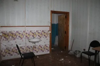 Пост ГИБДД 106.9 кв.м Вологодская область Нежилое одноэтажное здание площадью 106,9 кв. м расположено по адресу: Вологодская область, р-н Никольский, 233 километр трассы Урень‑Шарья‑Котлас Кадастровый номер 35:16:0302007:256 Год ввода в эксплуатацию: Общая площадь: 106.9 Расположение в пределах…