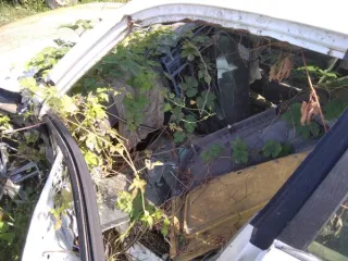 Toyota Corona 1996 года, госномер К526ХК93, VIN AT210-0004446. Кузов имеет деформацию левого переднего крыла, панели передка, арки переднего левого колеса с лонжероном, капота, левых дверей, левой боковины, крыши, отрыв и разрушение передней подвески слева и рулевого управления, левого переднего…