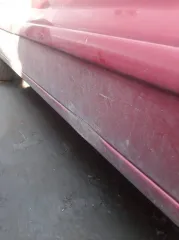 Mitsubishi Lancer, 2005 года, 75 лс, 200000 км, АКПП, VIN: JMBSRCS3A6U004057. Совместно нажитое. Автомобиль на ходу, нет аккумулятора и сигнализации, двигатель работает плохо. На передней двери и пороге незначительные вмятины и царапины. Спереди зимние шины, сзади летняя резина, коробка передач…