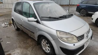 Автомобиль Renault Scenic, 2006 год. VIN: VF1JM1B0H35860893. Кузов: VF1JM1B0H35860893. Цвет кузова: светло-серый голубой. Объем двигателя: 1598 см³. Мощность: 83.1 кВт / 113.0 л.с. Тип ТС: легковой автомобиль комби/хетчбек.