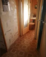 Доля в квартире 18.6 кв.м, жилое назначение, 1 этаж. Адрес: Россия, Калужская область, г. Обнинск, ул. Курчатова, д. 30, кв. 16. Кадастровый номер: 40:27:030802:757.