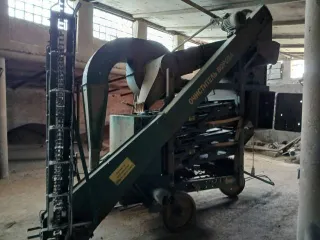 Имущественный комплекс в составе: трактор «БЕЛАРУС 82.1.57», 2003 г.в. (имеются неисправности); зерноуборочный комбайн РСМ-101 «Вектор-410», 2009 г.в. (имеются неисправности); трактор К-701, 1998 г.в. (имеются неисправности); зернометатель А-150М; очиститель семян ОВС-25 (имеются неисправности)…