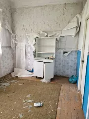 Нежилое здание с кадастровым номером 61:06:0060309:91 площадью 145,6 кв. м., расположенное по адресу: Ростовская область, Веселовский р-н, х. Красный Кут, ул. Школьная, 1 иземельный участок с кадастровым номером 61:06:0060308:1 площадью 608 кв. м., расположенный по адресу: Ростовская область…