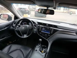 Toyota Camry 2020 года выпуска, VIN XW7BN4HK40S110795, госномер Р241ЕС977. Передний привод, автоматическая коробка передач, объем двигателя 1998 см³, мощность 149.6 л.с., экологический класс 5, пробег 265079 км. Легковой седан, назначение pryamie.