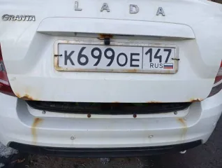 LADA 219010 LADA GRANTA. Год выпуска: 2019. VIN: XTA219010K0591052. Цвет кузова: Белый. Объем двигателя: 1596 см³. Мощность: 64 кВт / 87 л.с. Экологический класс: 5. Тип: Легковой седан. Автомобиль на ходу. Под замену задние тормоза (колодки, барабаны, цилиндры выжимные). Замена задней подвески в…