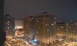 Квартира 37,5 кв. м, 1-комнатная, Московская обл., площадью 37.5 кв.м., расположенная по адресу: Российская Федерация, Московская область, г.о. Ленинский, д Сапроново, мкр Купелинка, кв-л Северный, д. 20, кв. 19, (предмет залога), кадастровый номер 50:21:0000000:37418