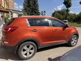 Kia SLS (Sportage, SL, SLS), 2013, VIN: XWEPC811DD0038856, в залоге у ООО МФК «ПСБ Финанс».