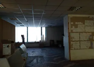 Нежилое помещение 870.9 м2 Оренбургская область Помещение, кадастровый номер: 56:43:0115033:381, назначение: нежилое, 1 этаж. Площадь объекта: 870.9 м2. Адрес: Российская Федерация, Оренбургская область, город Орск, улица Горького, дом 119, нежилое встроенное помещение. Имеется задолженность по…