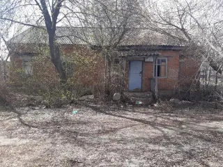 Земельный участок 913 кв.м и нежилые здания, Саратовская область Продажа земельного участка площадью 913,0 кв.м, с расположенными на нем объектами недвижимого имущества – нежилое здание, площадью 121,1 кв.м, нежилое одноэтажное здание, площадью 52,6 кв.м, комплекс складских помещений, площадью 23,5…