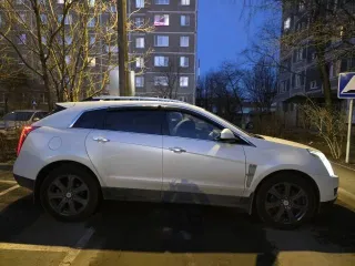 Cadillac SRX 2011 года, 269 л.с., транспортное средство – легковой автомобиль, марка/модель – Cadillac SRX, год выпуска – 2011, VIN – XWFFN9EY1B0000636. Автомобиль находится в залоге банка АО "ТБанк". Автомобиль имеет дефекты по кузову, дефектовка на автомобиль отсутствует.
