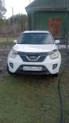 Автомобиль Chery T11FL, 2013 года выпуска, VIN LVVDB11BXDD205749, цвет белый. Автомобиль находится в залоге в ПАО Банк "ВТБ" (ИНН 7702070139, ОГРН 1027739609391).