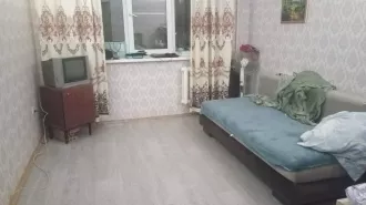Доля 1/4 на помещение с площадью 42.1 кв.м с кадастровым номер: 66:69:0101001:7758 Назначение объекта недвижимости: Жилое Виды разрешенного использования объекта недвижимости: жилое Описание: Жилой дом построен в 1979 году, 5-этажный, имеет тип перекрытий из железобетонных плит, стены…