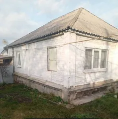 Доля дома 62.9 м² и доля участка 4607 м², Белгородская обл. 1/10 доля дома и 1/10 доля земельного участка в Белгородской обл. еще 1/10 доля земельного участка, площадь 4607 кв.м., назначение: Земли населенных пунктов, адрес: Россия, Белгородская обл., г. Старый Оскол, ул. Стойло, д. 50, кадастровый…