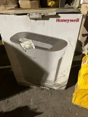 Звездочка велосипедная, 3 грузовых места. Металлическая форма для выпечки кексов, арт. КН-1361. Металлическая складная полка, арт. НК-3913. Запчасти для автомобиля: корпус заднего багажника пластмассовый, артикул K001-1027434-9. Мини-вафельница, арт. 070, вес брутто, 16 грузовых мест. Фара…