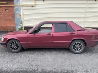 Mercedes-Benz 190E 1.8, 1992 года выпуска, VIN:WDB2010181F989444