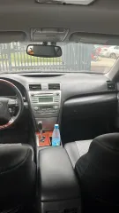 Toyota Camry 2008 Лот№1 - транспортное средство – Марка и (или) модель: Toyota Camry, год выпуска: 2008, № кузова: JTNBE40K803171396. Тех. состояние: имеется скол задней правой фары и царапины по правой стороне. Находится в залоге у ИП Гракович Андрей Антонович.