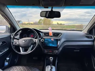 KIA Rio 2014 Автомобиль Киа Рио; 2014 г.в.; VIN: Z94CC41BBER202795; ГРЗ: Х202ЕТ750 Автомобиль Марка, модель: Киа Рио; Год выпуска: 2014; VIN код: Z94CC41BBER202795; ГРЗ: Х202ЕТ750; Тип двигателя: бензиновый; Мощность двигателя (л.с.): 123; Рабочий объем двигателя (куб.см): 1391; Масса автомобиля…