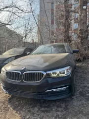 Легковой автомобиль BMW 520i VIN X4XJA19480WC06408 2018 года выпуска, черный. На ходу, документы и ключи в наличии.