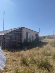Здание 129,6 кв.м, ст. Николаевская, Успенский район, Краснодарский край Здание (нежилое) бригадного дома S – 129,6 кв.м, КН 23:34:0301000:962, адрес: Краснодарский кр., Успенский район, ст. Николаевская, Территория промзоны