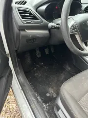 Lada Vesta, 2019 года, 106 л.с., 166157 км. Легковой автомобиль, VIN XTAGFL110LY402545, механическая коробка передач, отсутствует аккумулятор. Возможно потребуется капитальный ремонт ДВС. Находится в залоге у АО "ТБанк".