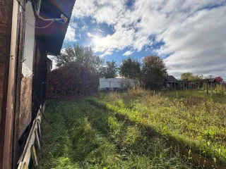 Жилой дом 40.9 кв.м и земельный участок 618 кв.м. Адрес: Пермский край, г. Нытва, ул. Серова, д. 47. Площадь дома: 40.9 кв.м, кадастровый номер: 59:26:0610319:21. Земельный участок для индивидуального жилищного строительства, площадь 618 кв.м, кадастровый номер: 59:26:0610319:12.