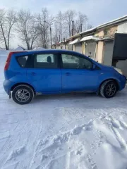 Nissan Note 2009 года, 109 л.с., пробег 191232 км. Цвет синий. Модель двигателя HR15 №130282В. Кузов №E11-366740. VIN и номер шасси отсутствуют. Государственный регистрационный знак Р105ЕС138.