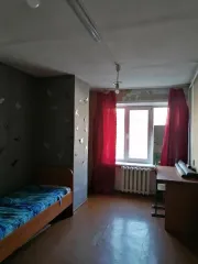 Нежилое помещение общей площадью 15,5 кв.м, кадастровый номер:42:24:0101015:5934, расположенное по адресу: г. Кемерово, ул. Предзаводская, 2а, помещение 68. Характеристика имущества: Расположено в многоквартирном жилом 5-этажном доме, этаж – 1, вход через подъезд. Материал стен – кирпич. Нежилое…