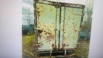 ЗИЛ 474100 2002 года, государственный регистрационный знак В328МН96, VIN: X9H47410020000394. Проверка исправности имущества не проводилась. ПТС, СТС не передавались. Погрузка и транспортировка имущества с места хранения осуществляется покупателем силами и за счет покупателя. Имущество продается в…