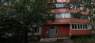 Квартира площадью 35,7 кв.м по адресу: г. Москва, ул. Введенского, д. 22, корп. 2, кв. 327, кадастровый номер 77:06:0008004:4324. Залог 231019 рублей, шаг аукциона 46203,90 рубля. Запрет регистрационных действий, арест. Вид жилого помещения: жилая.