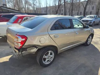 Chevrolet Cobalt, 2014 года, 106 лс, 174091 км, легковой автомобиль, марки CHEVROLET модели COBALT, 2014 года выпуска, VIN: XWBJA69VJEA10677. Имущество находится в залоге у ПАО Сбербанк.